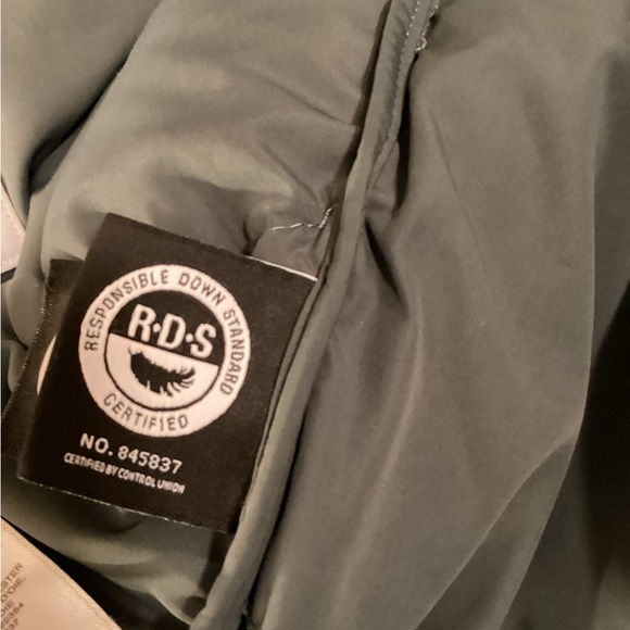 Wilfred The Cloud Puff™ – Olive Green - Picture 13 of 16